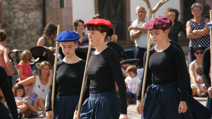 Kultur jardueretarako dirulaguntza deialdia egin du Baztango Udalak