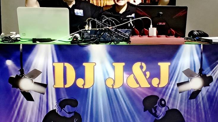 J&J musika jartzaileak ere uda girotzen!