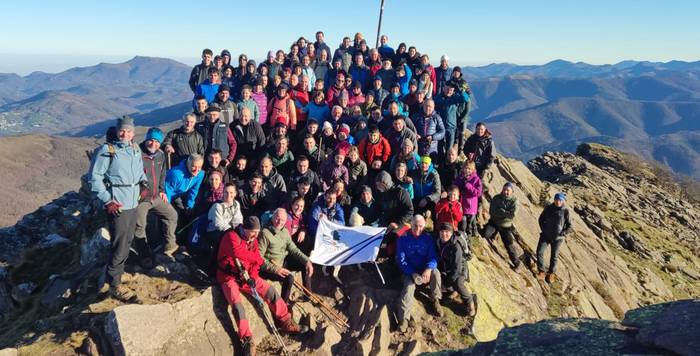 Mendaurrera igoz akitu du urtea Doneztebeko Erreka elkarteak