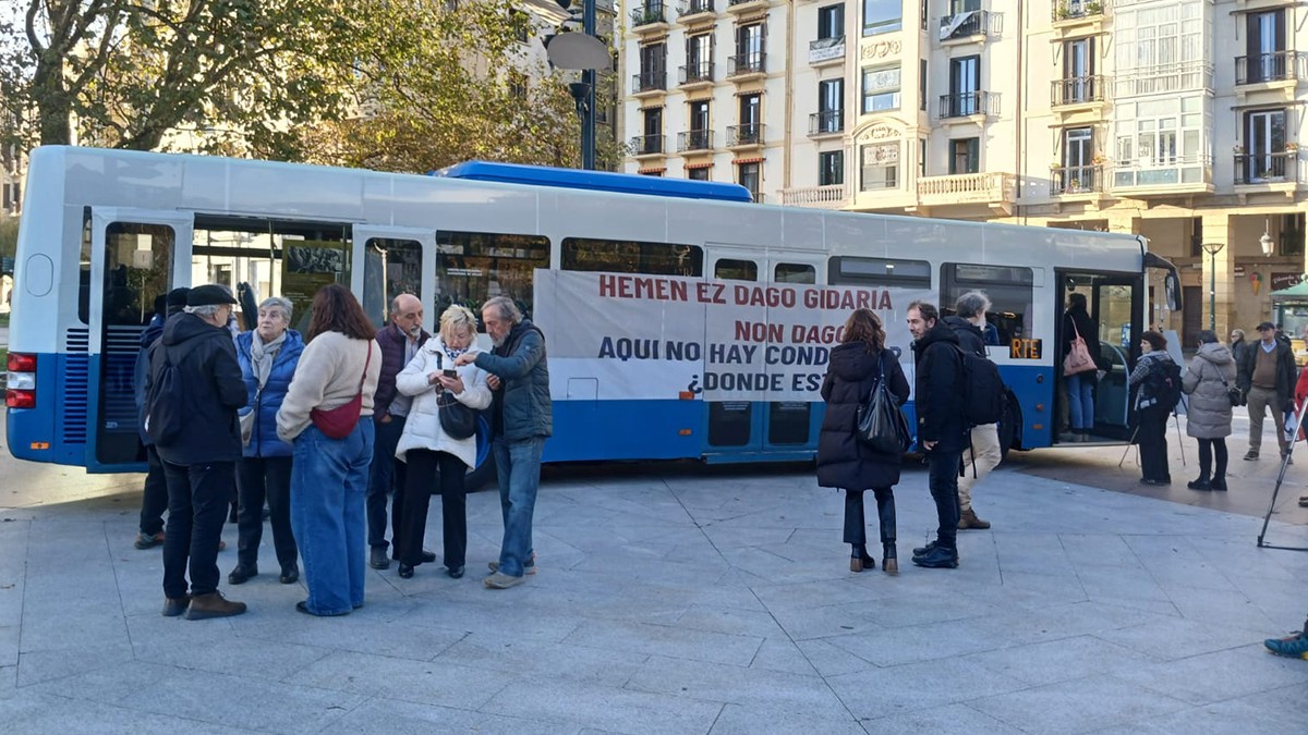 Bihar ailegatuko da Bortzirietara Mikel Zabalzaren auziari buruzko autobus ibiltaria