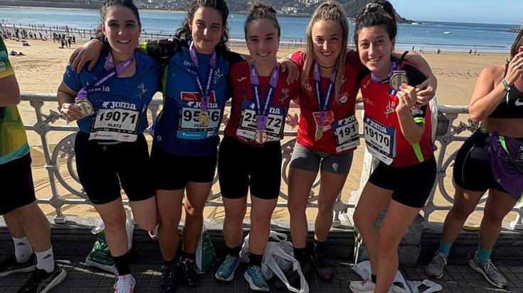 [ARGAZKIAK] Naroa Elizalde Etxekolonea zena gogoan, Behobia-Donostia lasterketa egin dute Zubietako sei emakumek