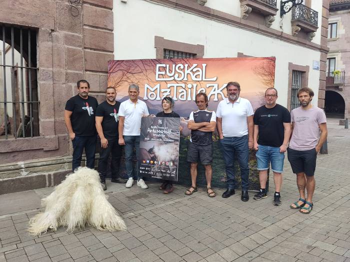 Euskal Herriko II. Ardi Moztaile Txapelketa eginen dute irailaren 19an Elizondon