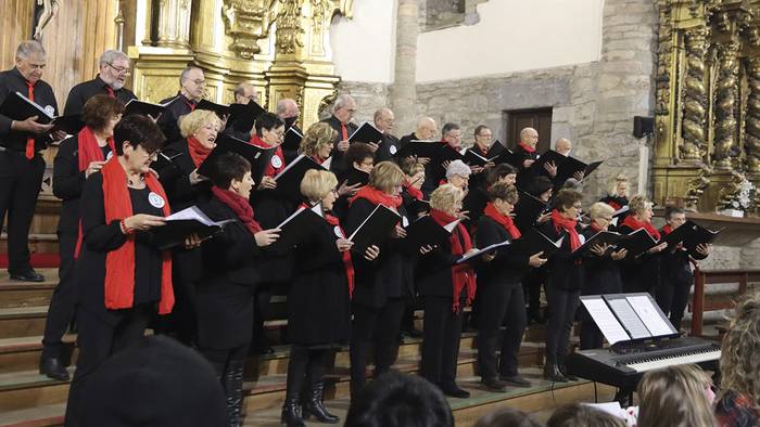 Saldiasen ere ekitaldiekin dator loraileko loraldia