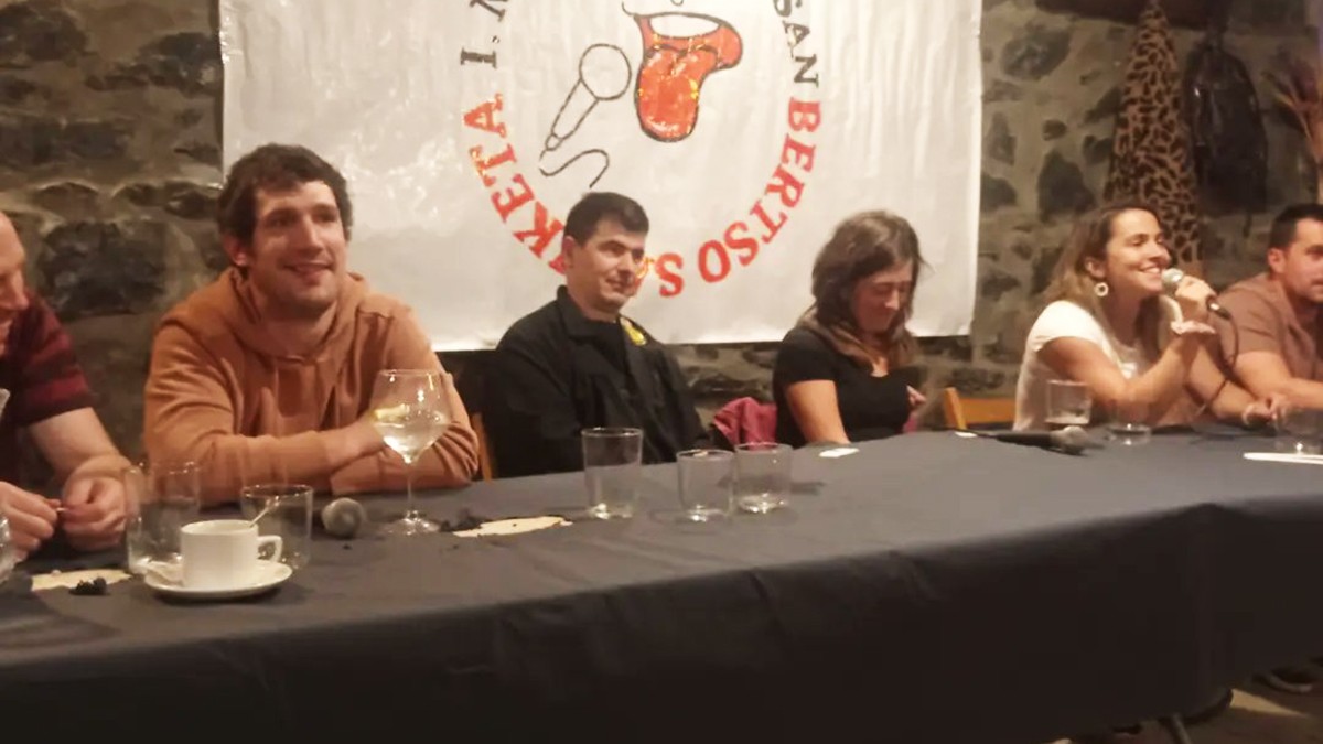 Bigarren aldiz Mingañe Saltsan bertso afari sariketa antolatu du Leitzako Bertso Eskolak