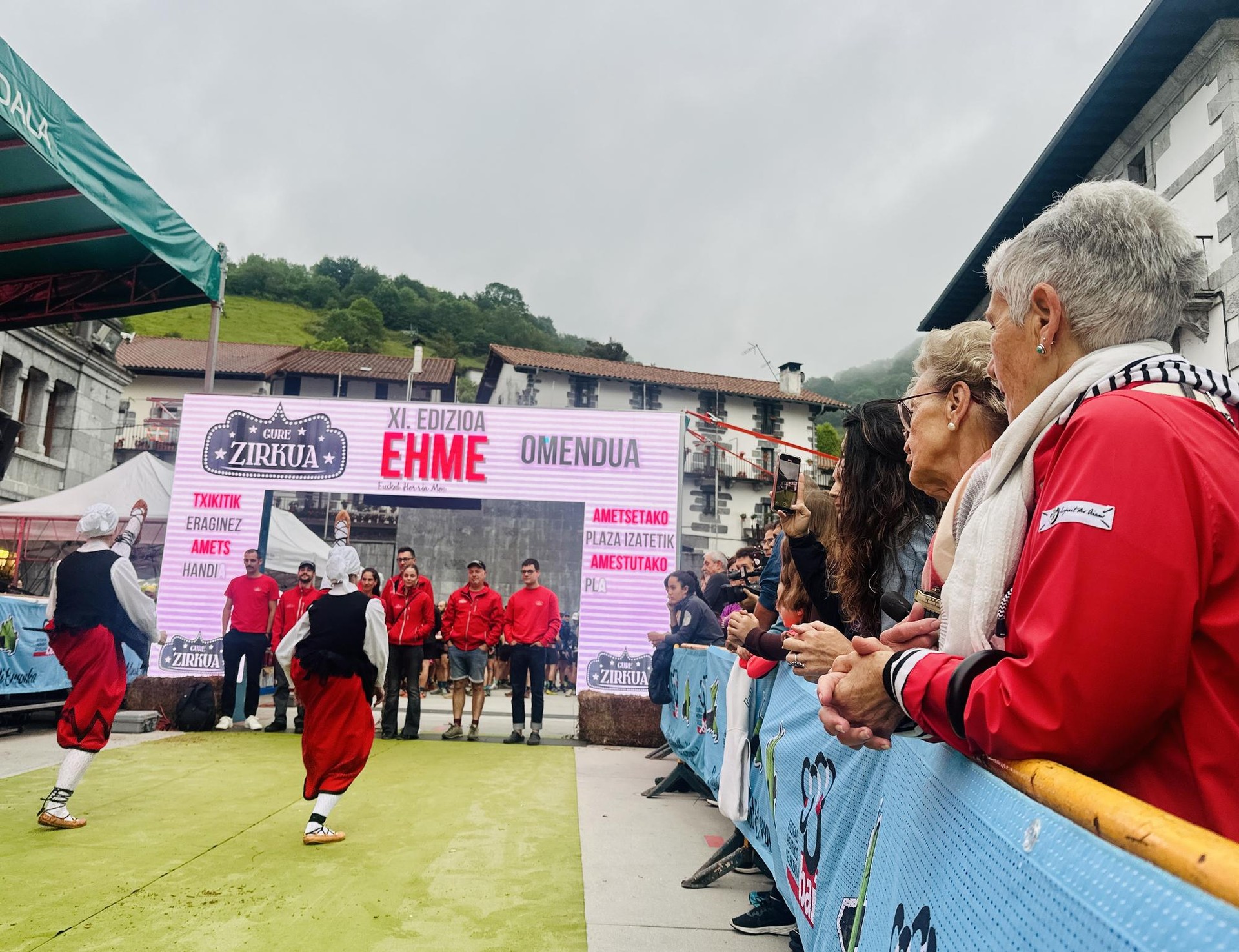 Euskal Herria Mendi Erronkako II. Argazki Lehiaketa antolatu dute