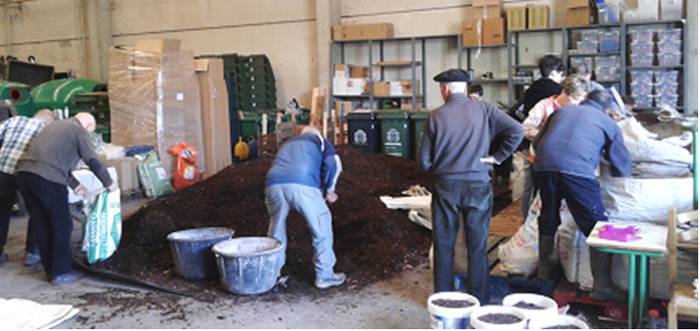 6 Tona konpost banatu dute Bortzirietan 43 familiaren artean 