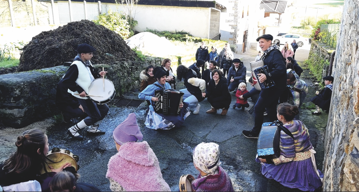 Egun osoko festa antolatu dute abenduaren 3an Areson