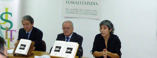 'Euskaldun hazi Nafarroan' liburua argitaratu du Paula Kasaresek