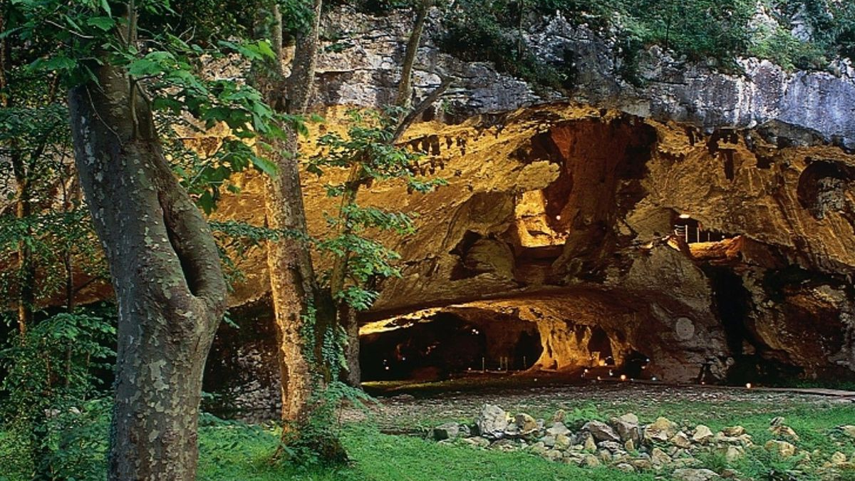 Sarako Herriak ikasleendako uda sasoirako lan deialdia egin du aurten ere