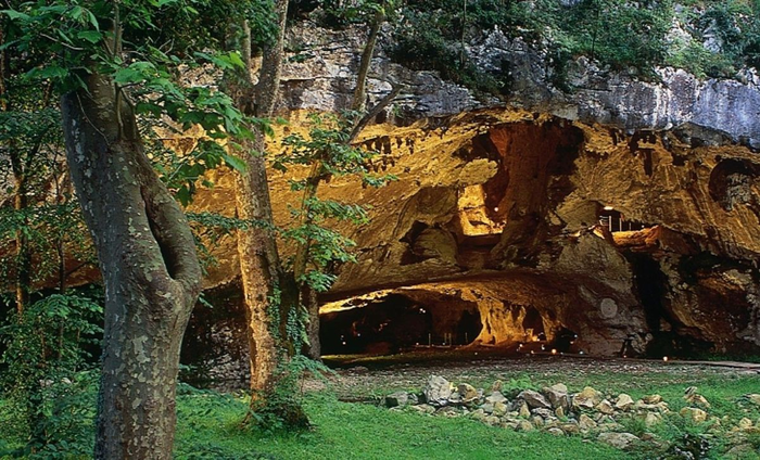 Sarako Herriak ikasleendako uda sasoirako lan deialdia egin du aurten ere