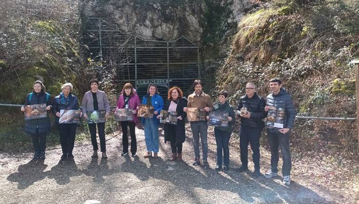 Kobazuloen XVI. Eguna ospatuko dute datozen bi asteburuetan eskualdeko lezeetan ere