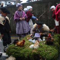 Olentzeroren Lagunak elkartearen ‘Transmisioa’ dokumentala emanen dute abenduaren 13an Lesakan