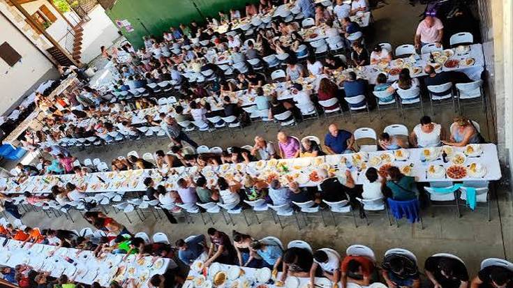 Ia 300 lagun izanen dira Beintza Labaiengo asteleheneko bertso eta kantu bazkarian