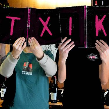 Atxik! Azoka: Senperen ardo eta liburu konprometituen azoka eginen dute bigarren urtez