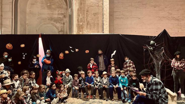 Gau Beltza ospatu dute Lesakako haur eta gaztetxoek ere