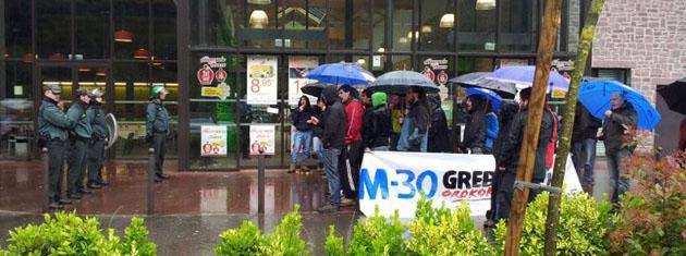 Maiatzaren 30eko grebak segida zabala izan du eskualdean