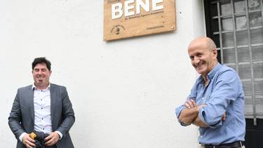 Bene medikuaren izena eman diote Urdazubiko Osasun Zentroari