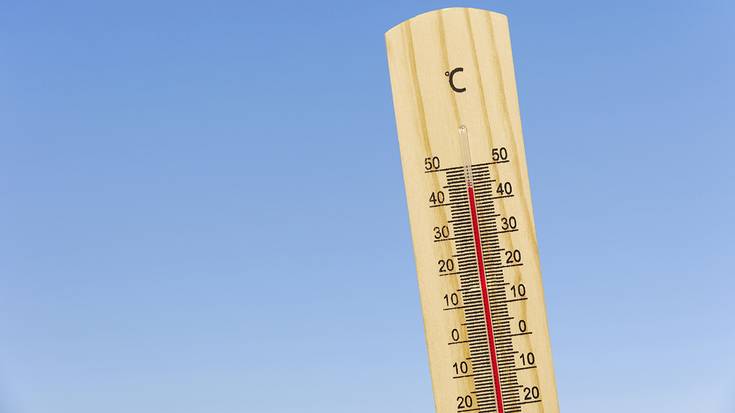 Gaur eta bihar abisu horia beroarengatik eta gorria mendiko sute arriskuarengatik