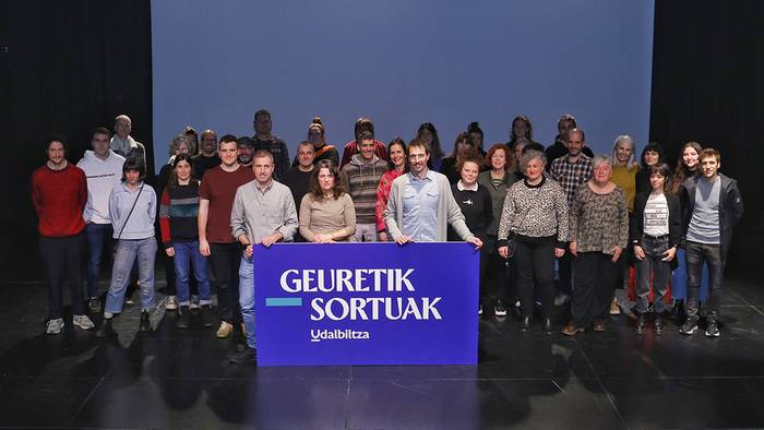 Aurkeztu dituzte Geuretik Sortuak egitasmoan sortutako kultur lanak