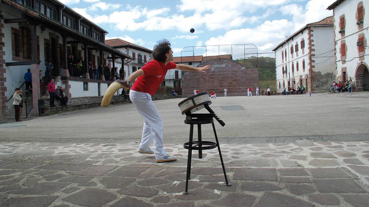 Irurita eta Arraiozen arteko erakustaldiko laxoa partida jokatuko dute larunbatean Iruritan