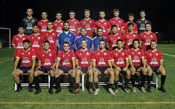 Baztan Futbol taldea berritua eta gaztetua