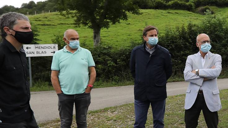 Almandozko Mendiola auzoak N-121-A errepiderako lotune berria izanen du