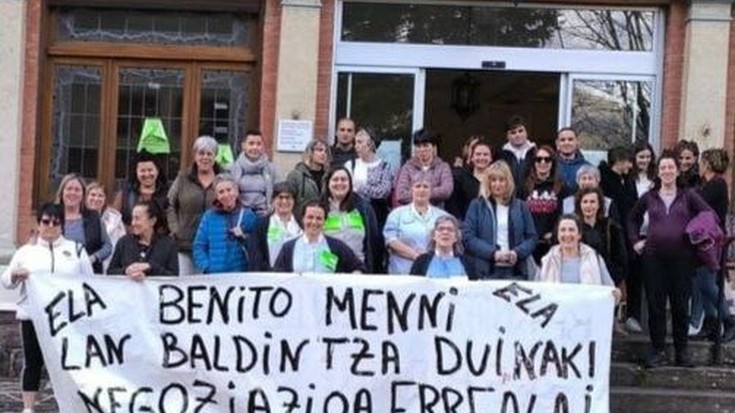 Benito Menniko langileek 300 egun bete dituzte greban