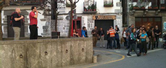 Giro ederra izan zen Lesakan Euskal Herriko Bertso Eskolen Topaketan