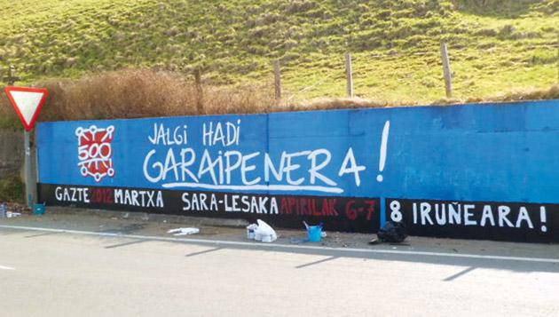 Guardia zibilaren isuna saihesteko Lesakako herri sarreran zegoen murala kendu dute