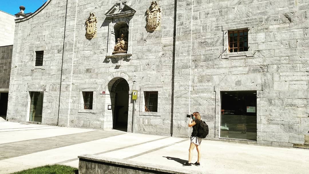 Bi langile kontratatu nahi ditu Lesakako Udalak, bat Haur Txokorako eta bertzea turismo bulegorako