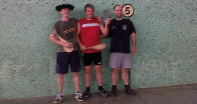 Pilota desafioa Iker eta Juanoren artean
