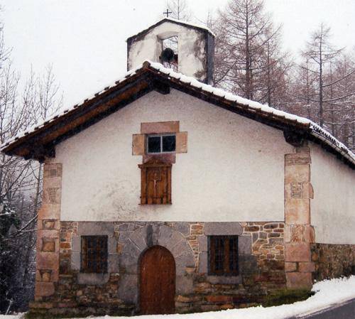 Ezkurrako ermita 	herriarena ote da?