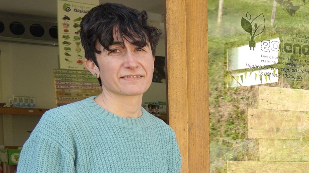 «Herrian bertan zein inguruan, ikusteko eta egiteko ugari dugu Etxalarren»