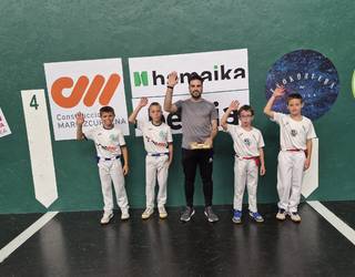 Bera da Nafarroako Herriarteko Pilota Txapelketa ttikiko lehen finalista