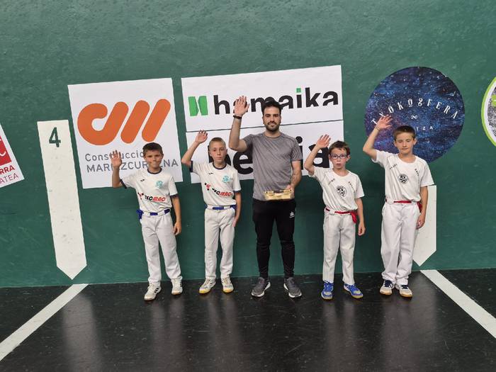 Bera da Nafarroako Herriarteko Pilota Txapelketa ttikiko lehen finalista