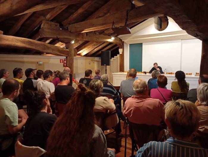 Klima aldaketa presente dagoela eta «larria» dela ohartarazi du Xan Lopezek Elizondon