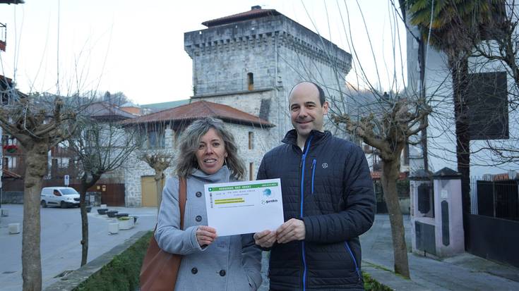 Ritatxo Gartziari egokitu zaio Lesakako Gurekin elkarteak zozketatutako bidaia