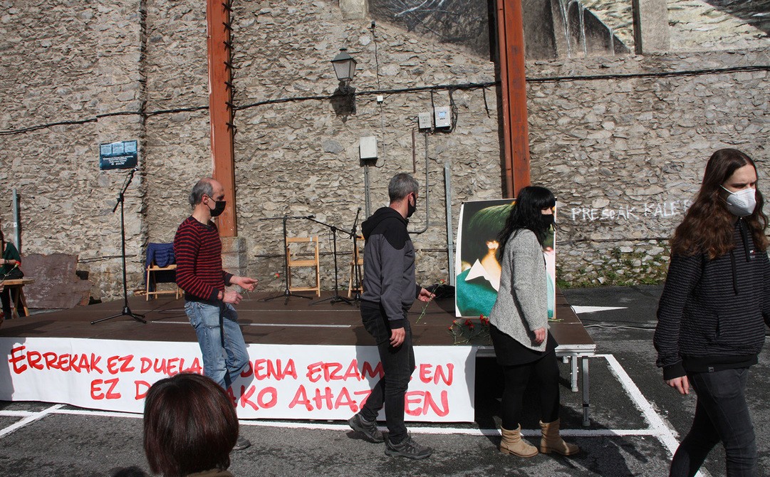 Bidasoan agertu zen Mikel Zabalzaren auzia kongresura eramanen dute