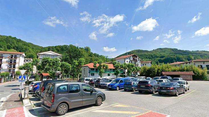 Aparkatzeko bereizgarri berriak banatuko dituzte Beran heldu den astelehenetik aitzinera