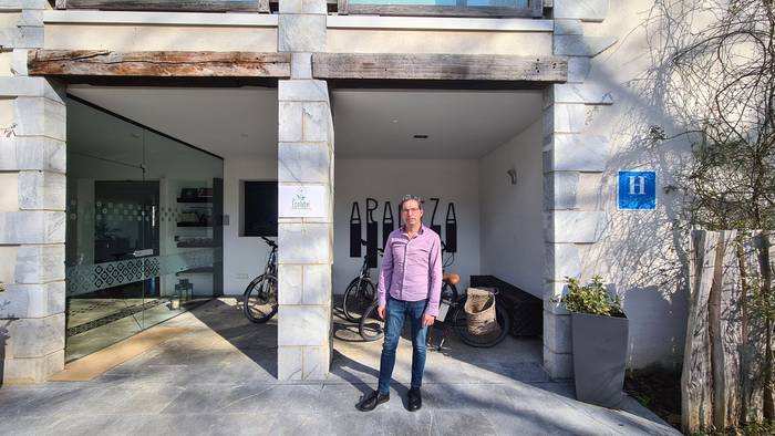«Arantza Hoteleko spa eta jatetxea herritar guzientzako irekiak daude»