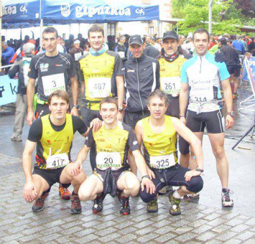 Bortzirietako korrikalariak bikain ibili ziren Zegama-Aizkorri Mendi Maratoian