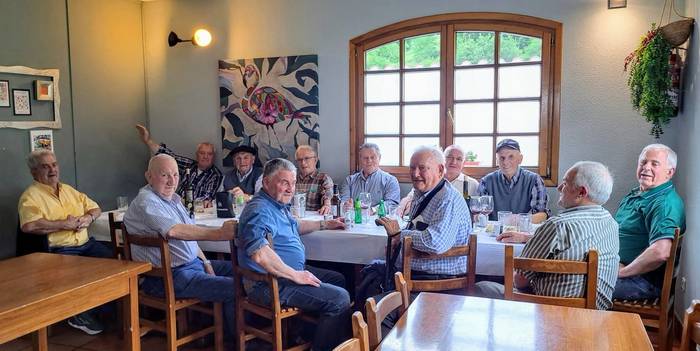 Ameriketan artzain ibilitako sunbildarrak bildu dira maiatzaren 1ean