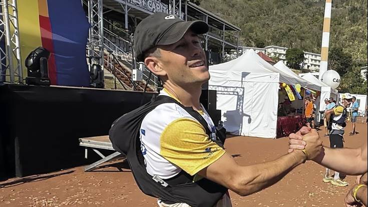 Patxi Etxeberrigarai saratarra bikain Reunion uharteko ‘Diagonale des fous’ ultra trail lasterketan