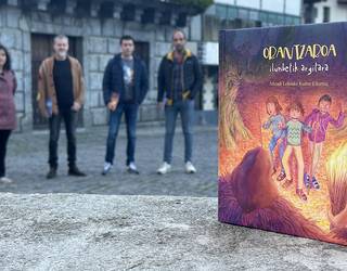 'Orantzaroa, ilunbetik argitara' liburua aurkeztuko dute ostiralean Leitzan