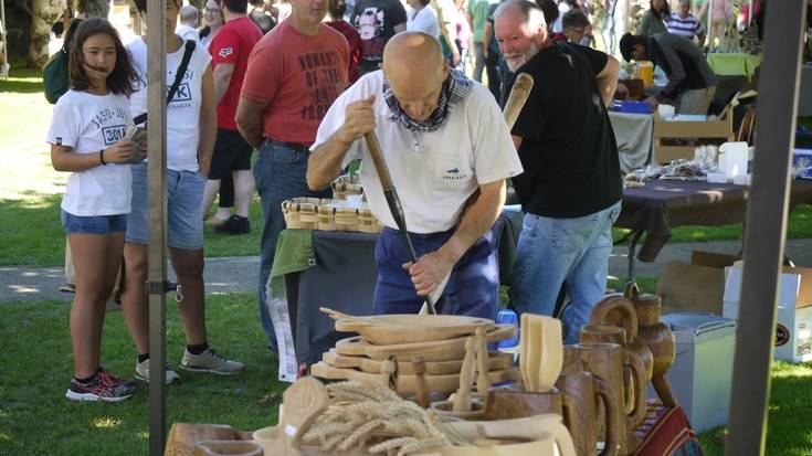 Mendialdeko Azoka Ibiltaria eginen dute urriaren 13an Areson