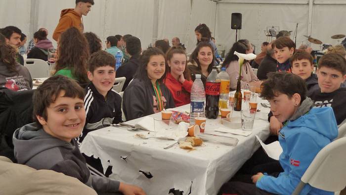 Udaberritze Egunerako prestatzen ari dira Elgorriagan