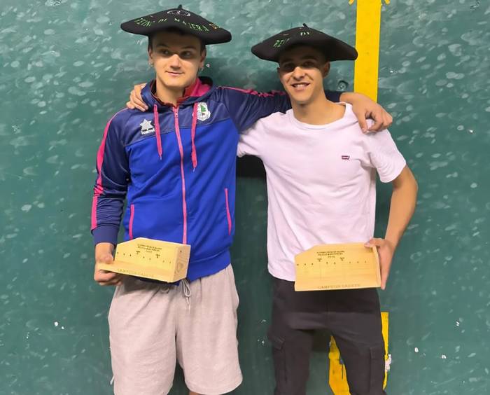 Iker Anzizar, Oihan Braña eta Erik Igoa txapeldun Naiarako pilota txapelketan