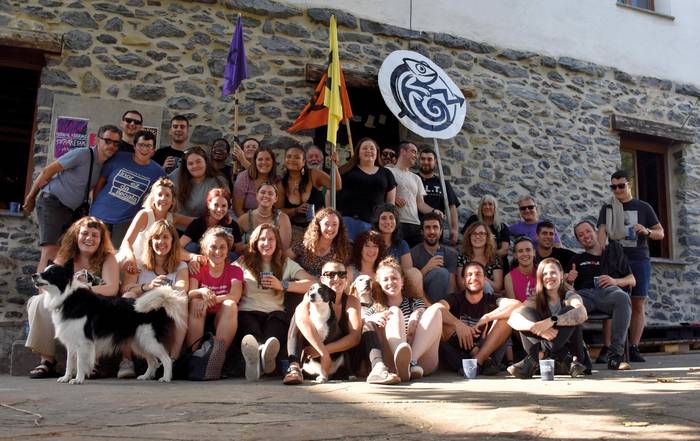 «Auzolana eta autogestioa dira Atekabeltzen oinarriak»