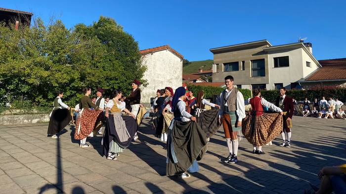 Portugalgo dantzariek emanaldia eginen dute larunbatean Beran