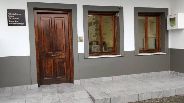 Aranoko medikuaren kontsultategia berritu dute